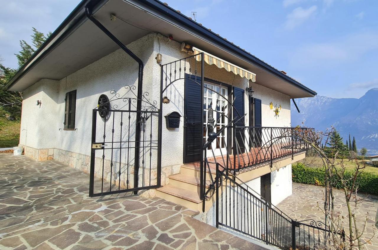 Country House Casa Marisa Garden And Lake View By Garda Domus Mea Tremosine Eksteriør bilde