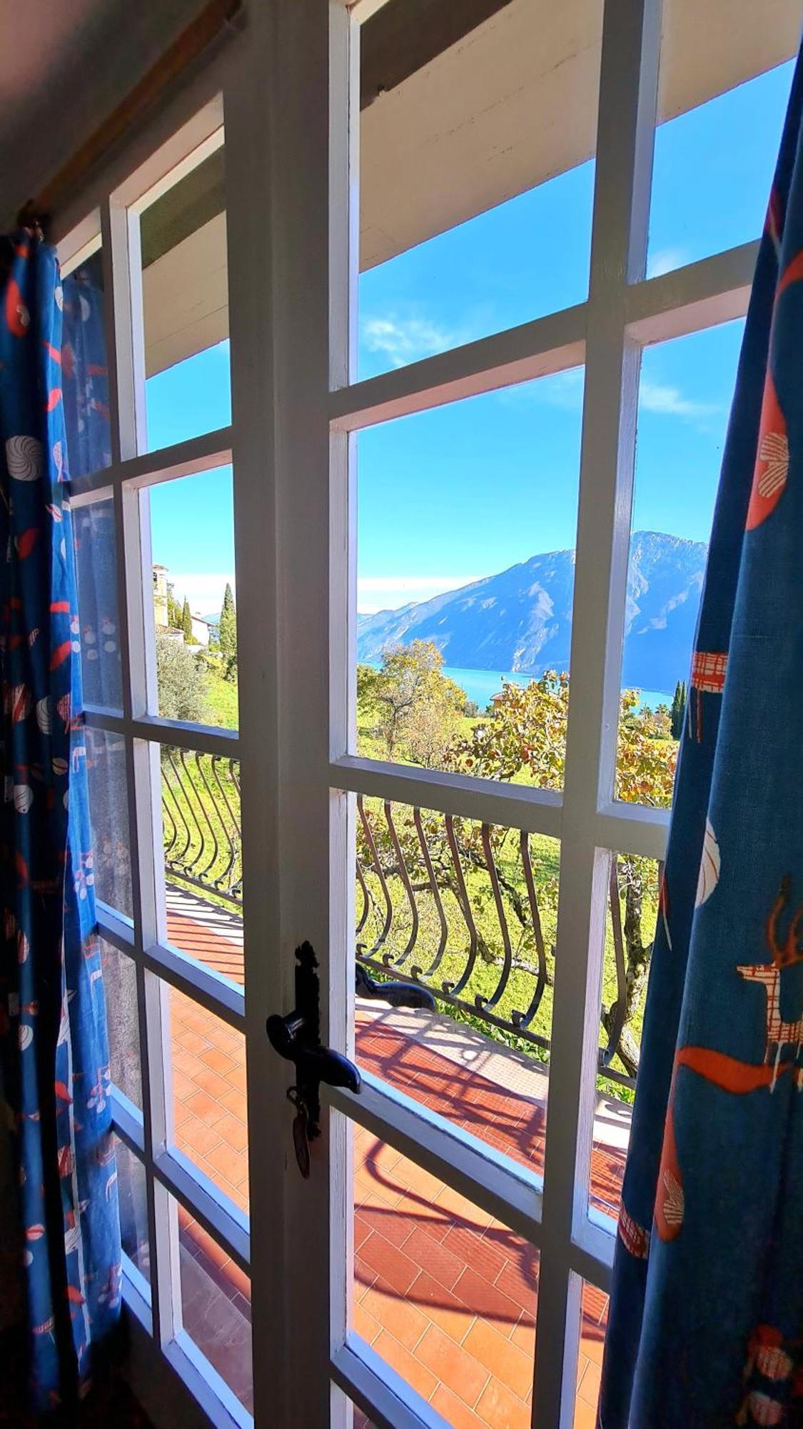 Country House Casa Marisa Garden And Lake View By Garda Domus Mea Tremosine Eksteriør bilde